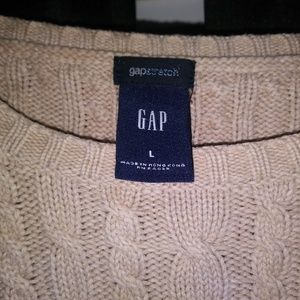 Gap sweater
